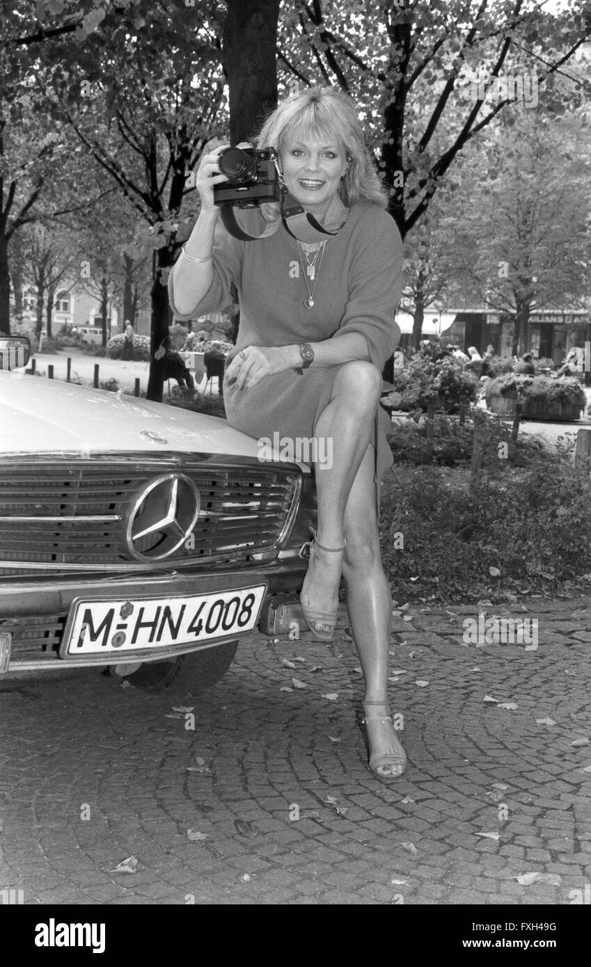 Deutsche Fictitious character Christiane Rücker, Deutschland 1980er ...