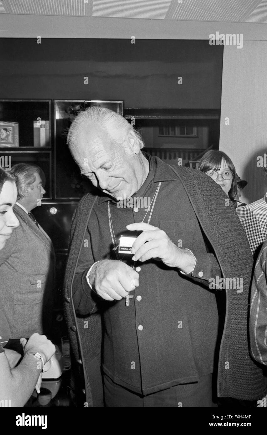 Der Deutsch-österreichischen Schauspieler Curd Jürgens, 1970er Jahre Deutschland. Österreichischer Schauspieler Curd Jürgens, Deutschland der 1970er Jahre. 24x36swNegVEM29 Stockfoto