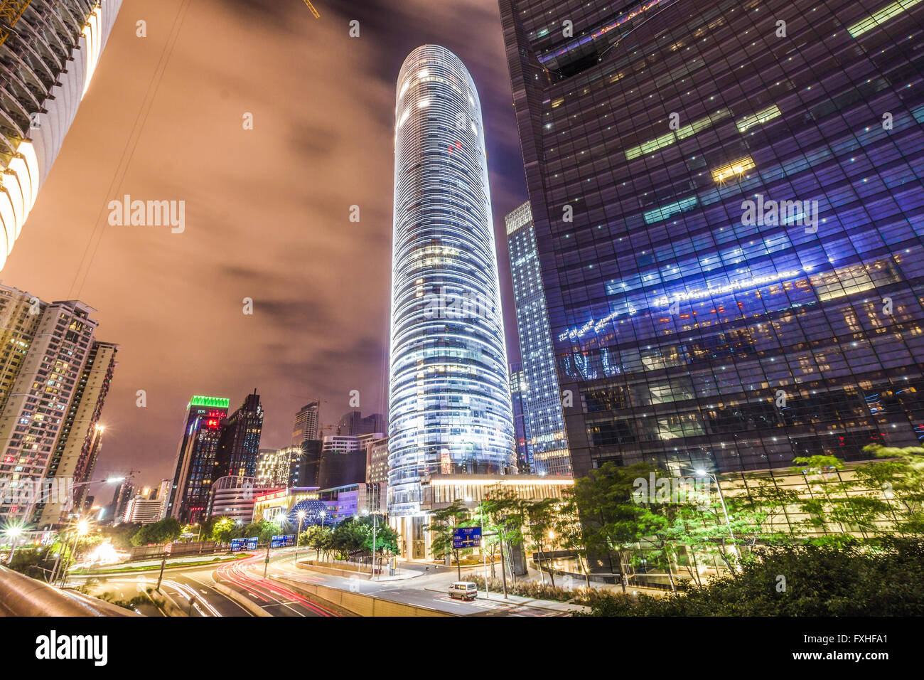 Guangzhou Pearl River New City kommerziellen Kreis der Nacht Stockfoto