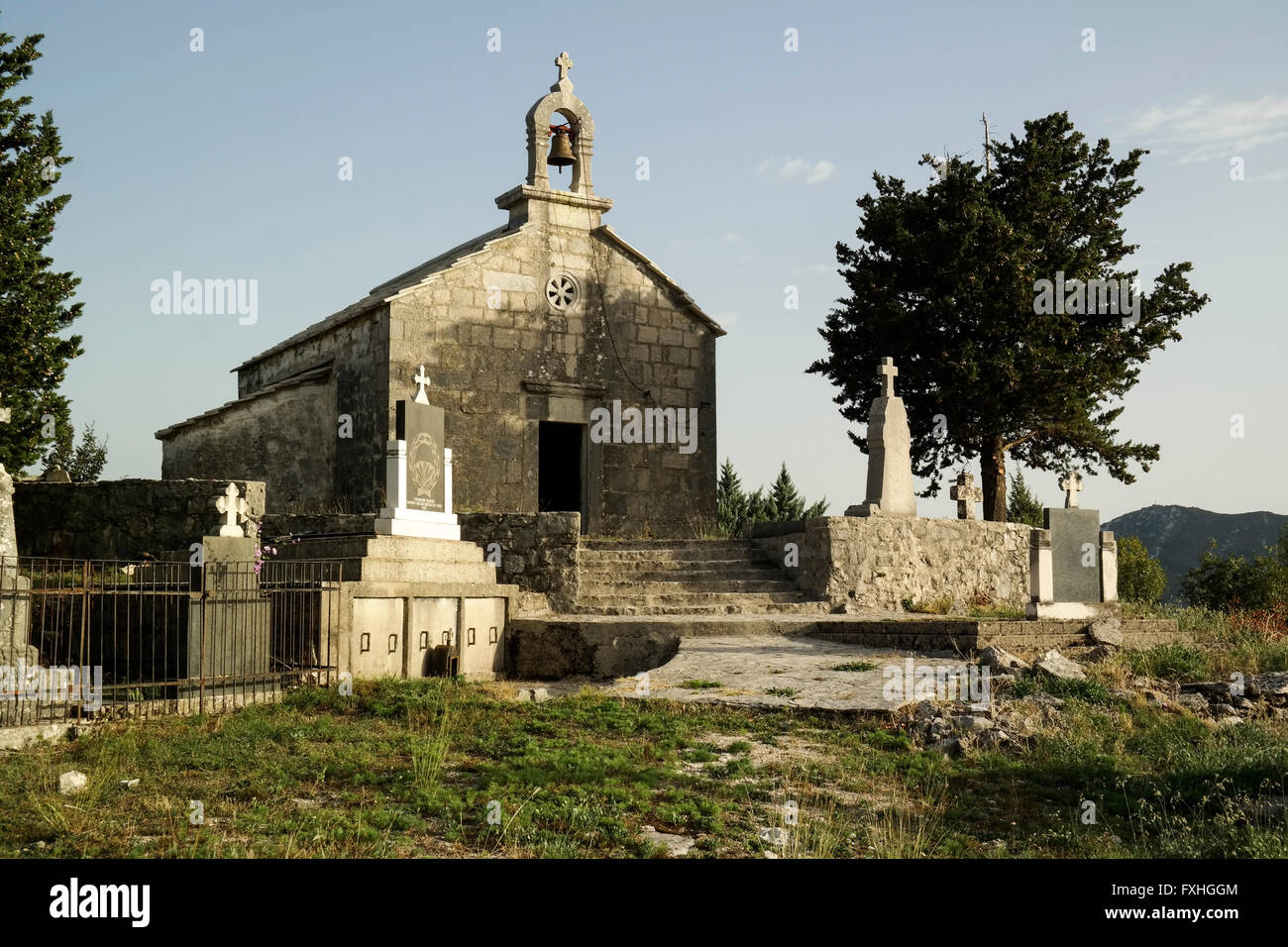 Kirche-n Friedhof der Mesari in Popovo Polje. Stockfoto