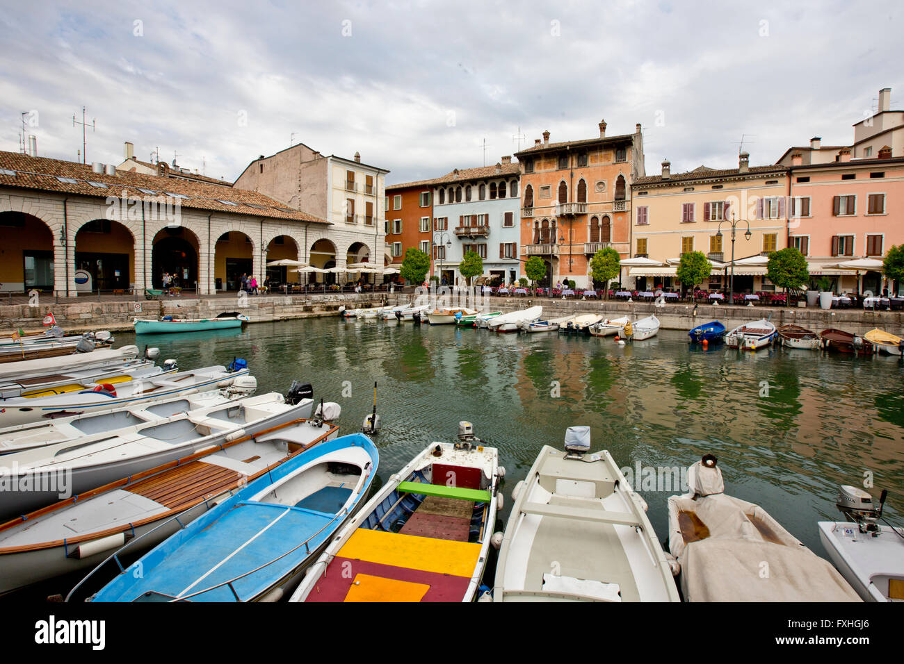 Peschiera del Garda, Gardasee, Provinz Verona, Veneto Region, Italien Stockfoto