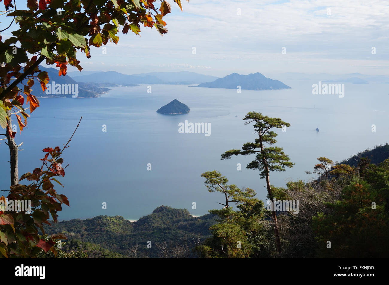 Aussicht vom Berg Misen auf Miyajima Insel, Präfektur Hiroshima, Japan Stockfoto