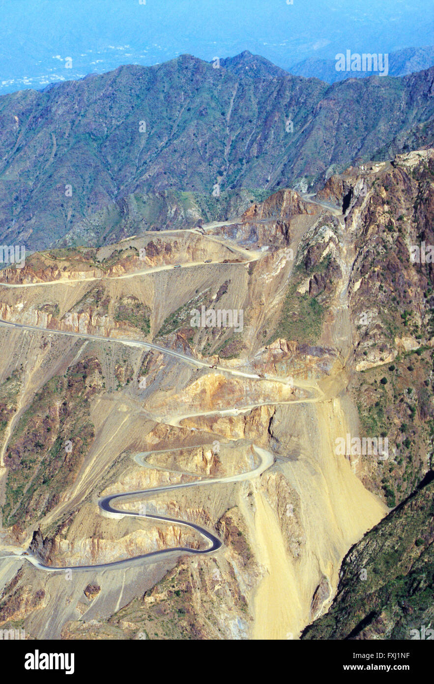 Steile Berge kurvenreiche Straße in Asir Nationalpark (Al Soudah); Königreich Saudi Arabien Stockfoto