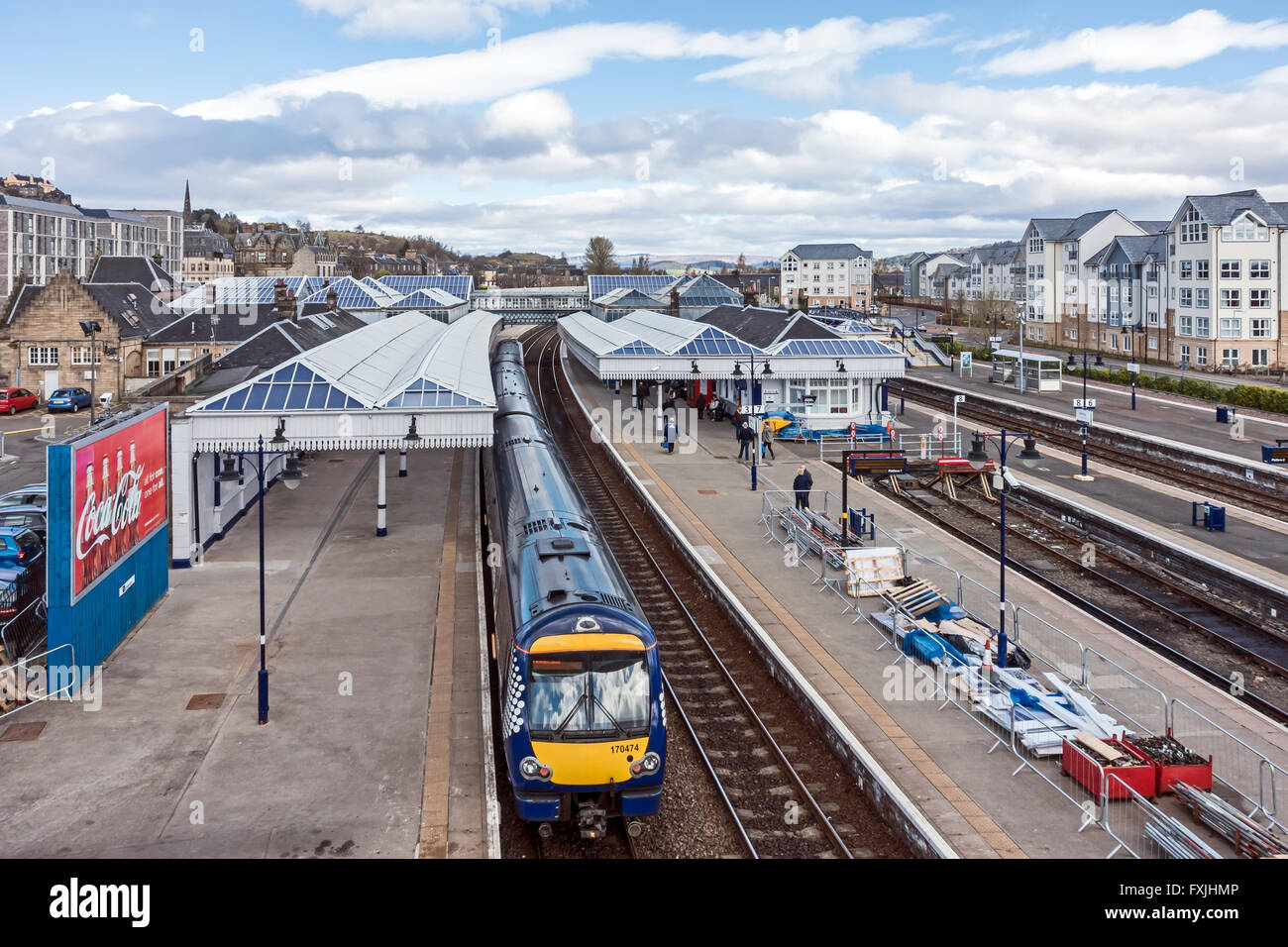 In nördlicher Richtung Scotrail Class 170 DMU Ankunft am Stirling Bahnhof in Stirling, Schottland Stockfoto