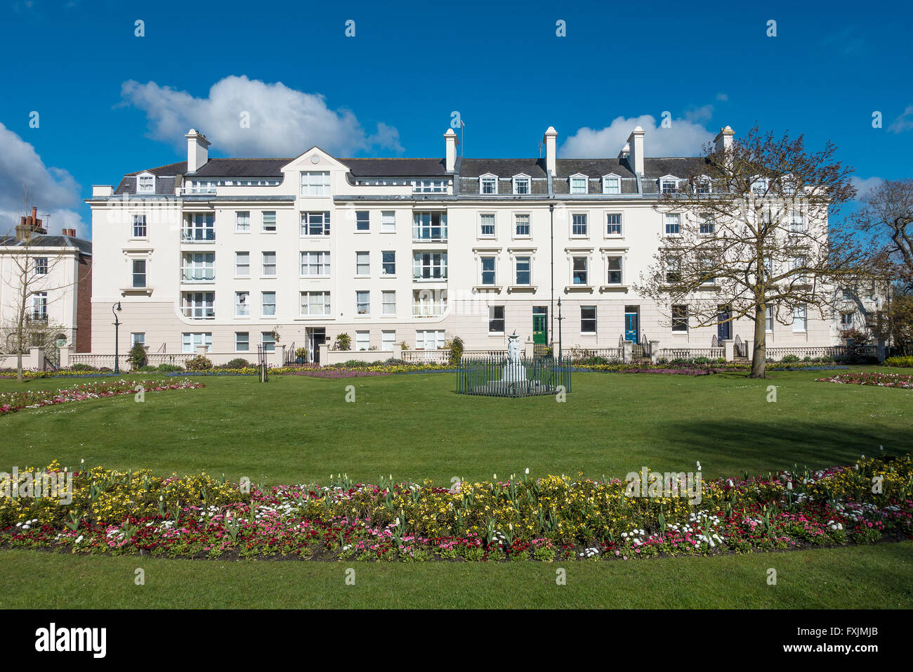 Luxus Wohnungen Wohnungen Dane John Park Garten Canterbury Kent England UK Stockfoto