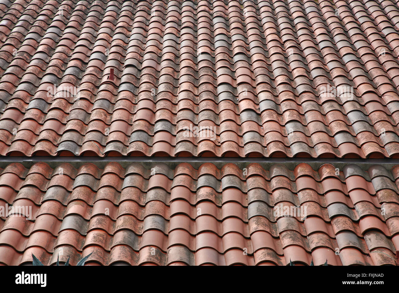 Top Dach Dach Fliesen Terrakotta-Ton-Dach Stockfoto