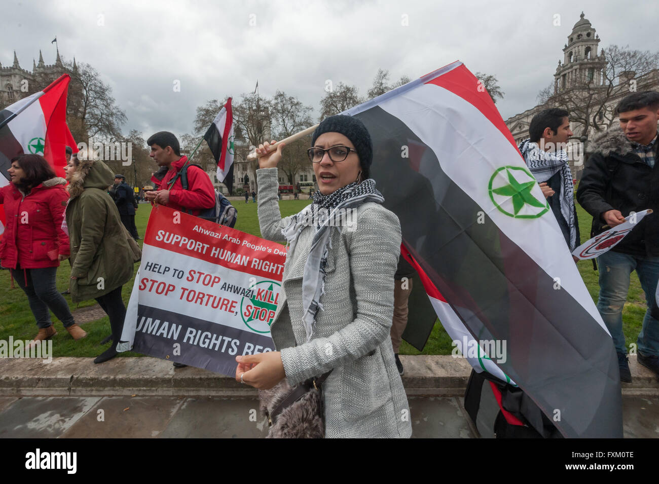 London, UK. 16. April 2016. Ahwazi Araber in London gezeigt, in Solidarität mit Anti-Regierungs-Proteste im Iran jedes Jahr im April seit 2005, am Jahrestag der friedlichen Ahwazi Intifada, in denen viele wurden getötet und Hunderte von dem iranischen Regime verhaftet. Bildnachweis: Peter Marshall/Alamy Live-Nachrichten Stockfoto