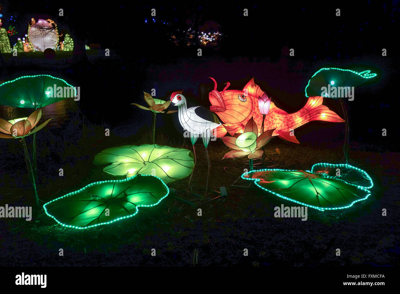 Magische Laterne-Festival feiert das Jahr des Affen in Chiswick Park in London. Stockfoto