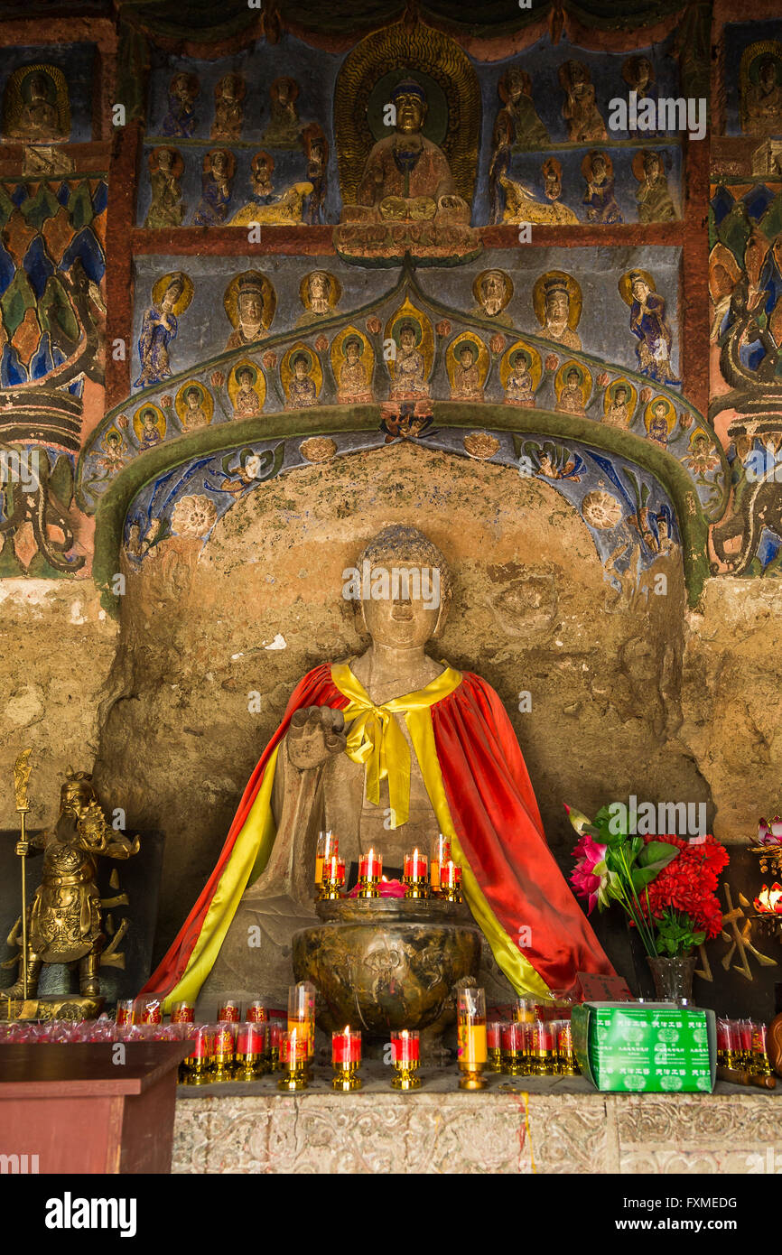 Zehntausend-Buddha-Höhle in der Provinz Liaoning, China Stockfoto