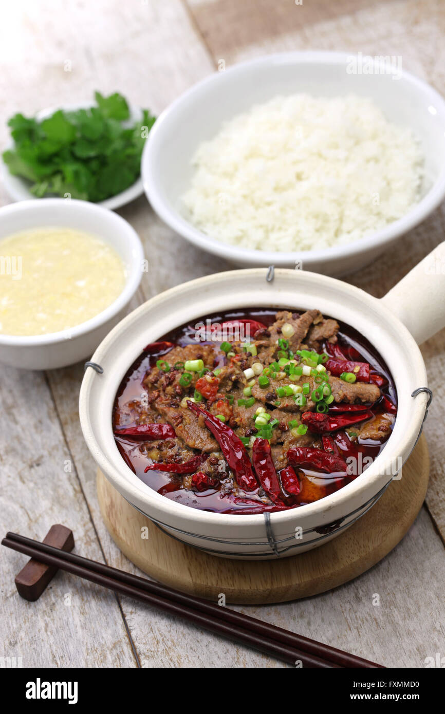 Shuizhu, Shui Zhu, geschnittene Rindfleisch in heiße Chili-Öl, chinesische Sichuan-Küche Stockfoto