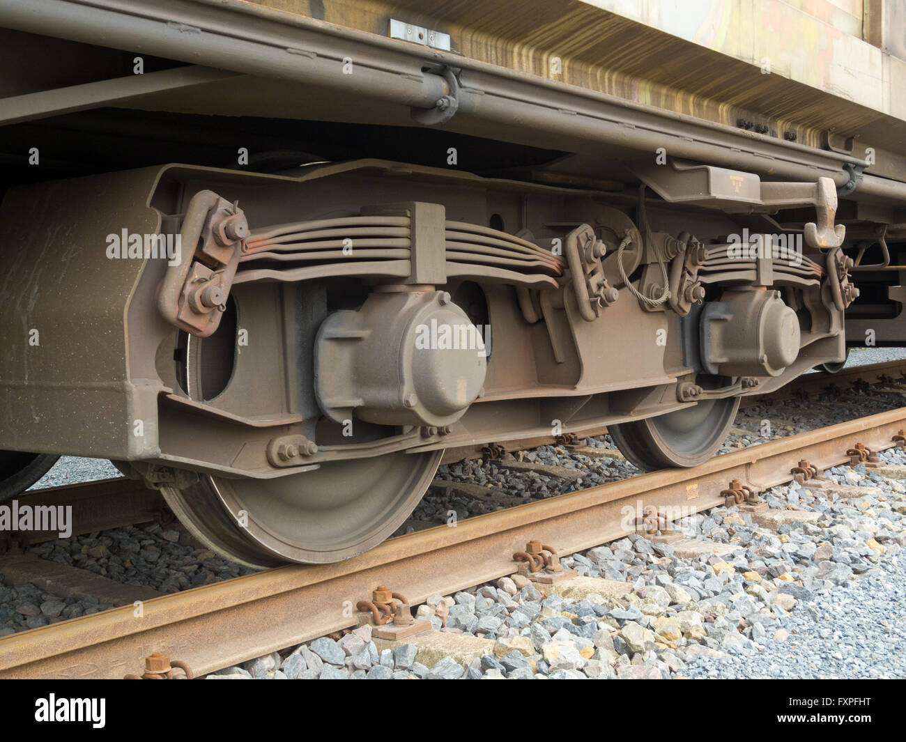 Drehgestell Güterwagen mit Rahmen, Blattfedern, Räder und Achslager Stockfoto