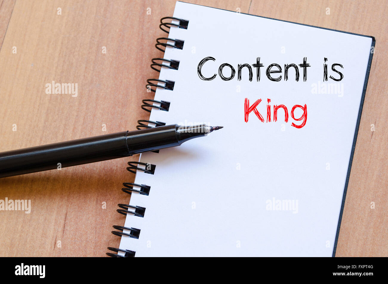 Content ist König Text Konzept schreiben auf Notebook Stockfoto
