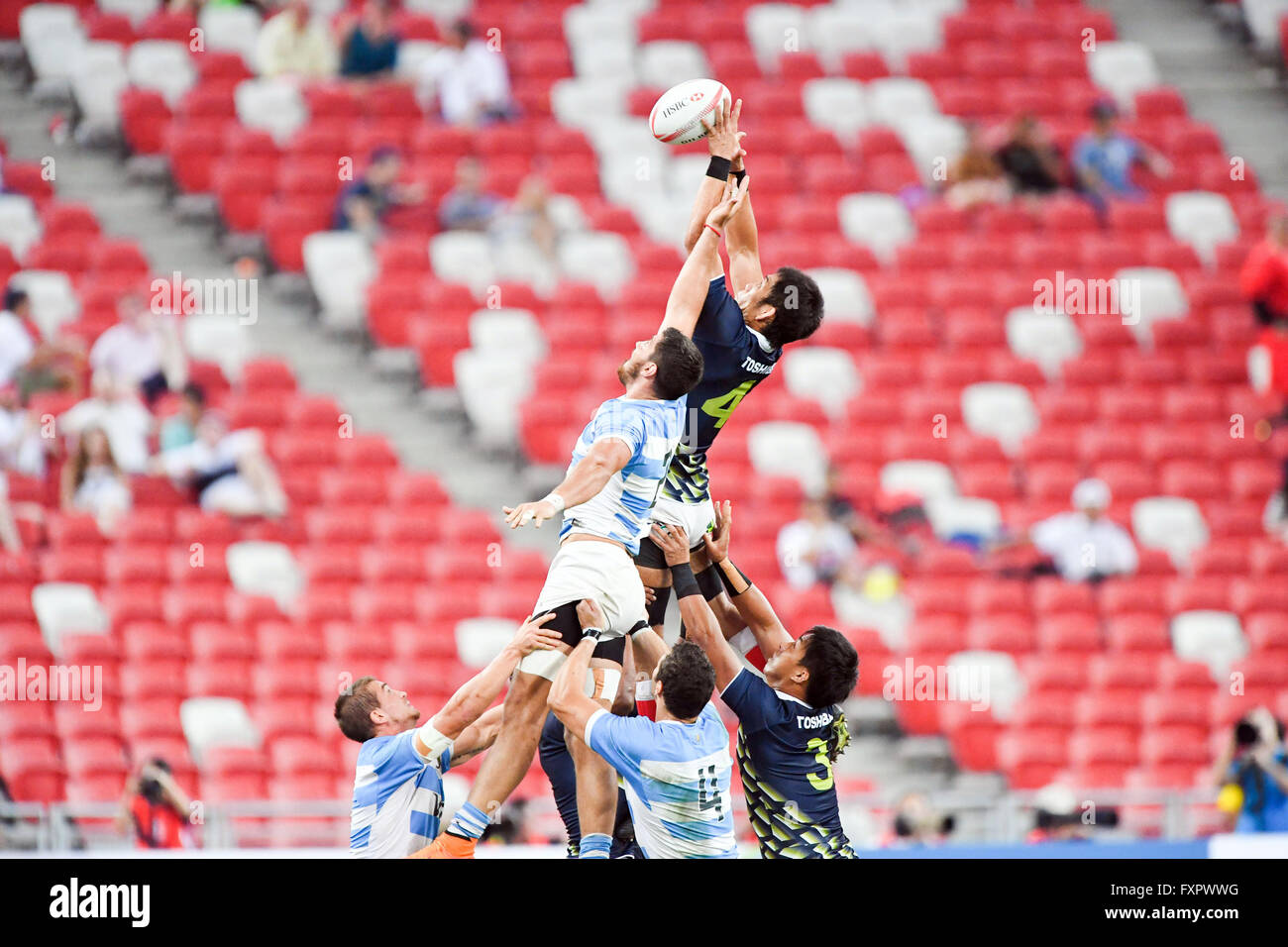Yusaku Kuwazuru (JPN), APRL 16, 2016 - Rugby: HSBC Sevens World Series, Singapore Sevens Spiel Japan und Argentinien im National Stadium in Singapur. (Foto von Haruhiko Otsuka/AFLO) Stockfoto