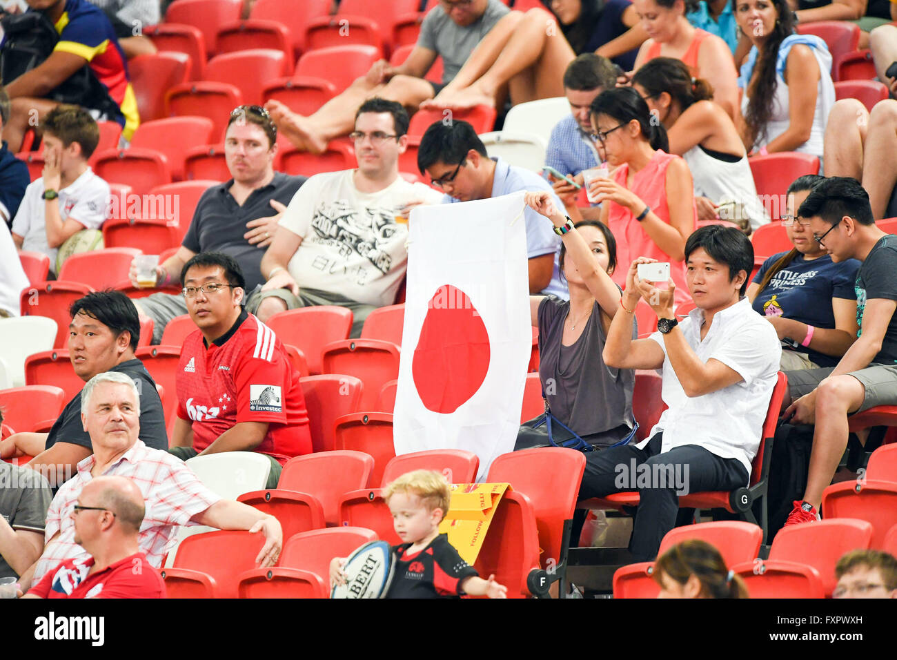 Japan-Fans (JPN), APRL 16, 2016 - Rugby: HSBC Sevens World Series, Singapore Sevens Spiel Japan und Argentinien im National Stadium in Singapur. (Foto von Haruhiko Otsuka/AFLO) Stockfoto