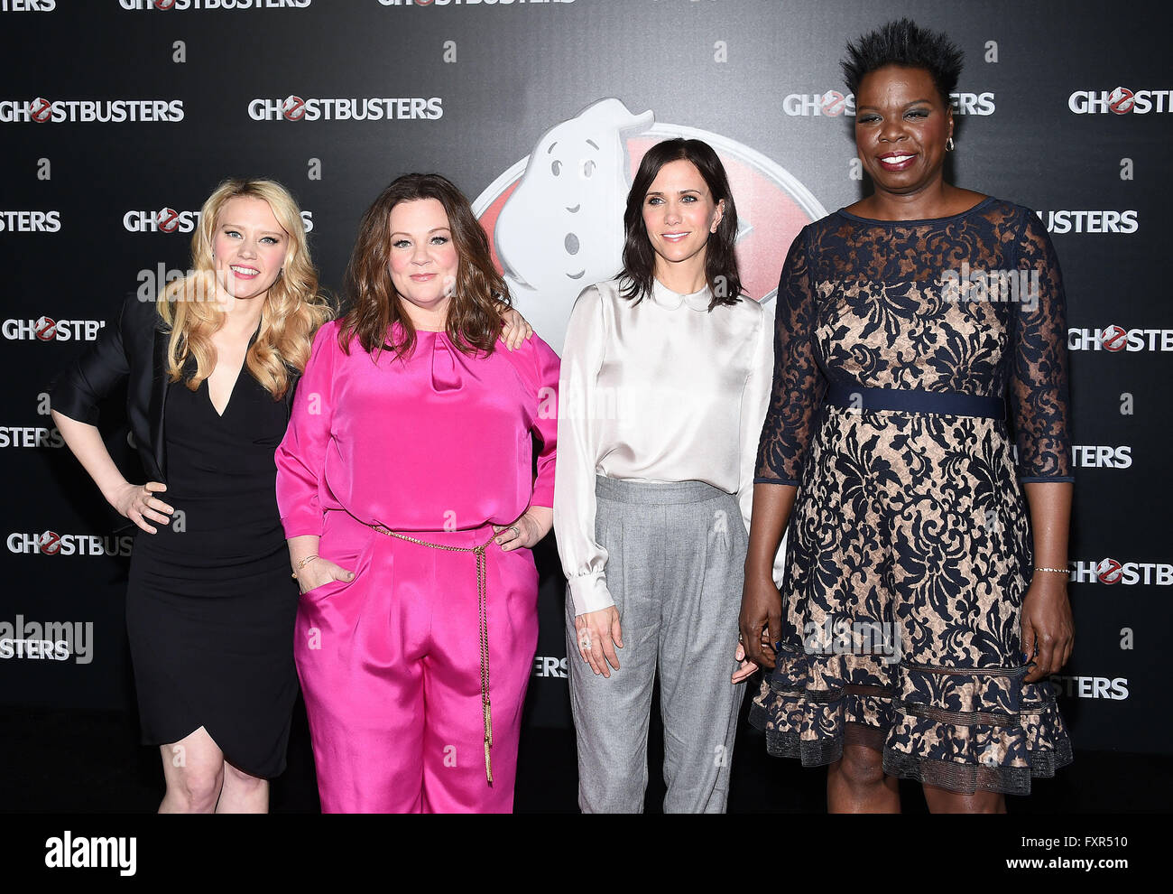 Las Vegas, Nevada, USA. 17. April 2016. Kate McKinnon, Melissa McCarthy, Kristen Wiig & Leslie Jones kommt für die CinemaCon 2016: Sony Bilder Präsentation von 2016 Filmen im Caesars Palace. Bildnachweis: Lisa O'Connor/ZUMA Draht/Alamy Live-Nachrichten Stockfoto