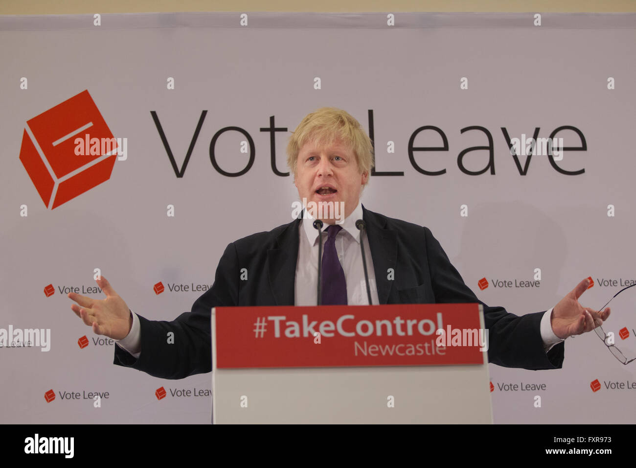 Brexit 'Abstimmung verlassen' Rallye von Boris Johnson MP Wahlkampf um den Euro zu verlassen, am 23. Juni statt Referendum, Newcastle, England UK Stockfoto