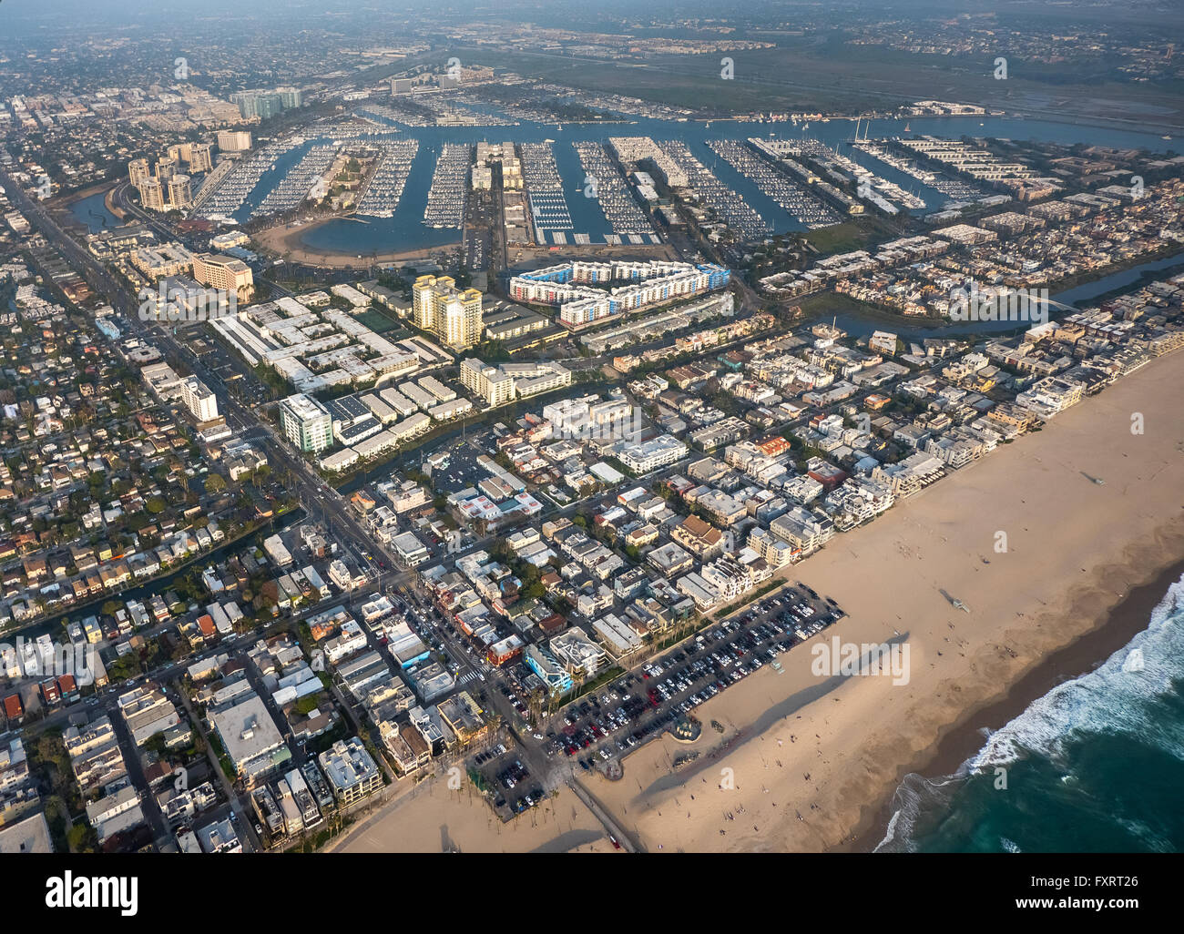 Antenne-anzeigen, Venedig-Yachtclub Marina, Marina, Motorboote, Segelboote, Admiralty Way, Marina del Rey, Los Angeles County Stockfoto