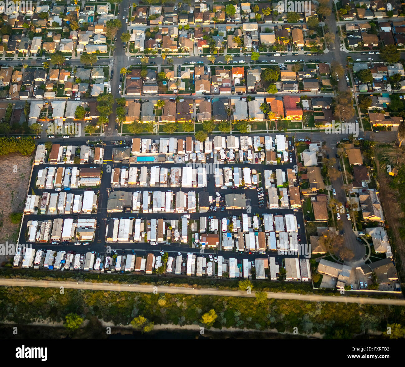 Luftaufnahme, Mobilheim Wohnpark, Oregon Avenue Brook Street, Commerce, Los Angeles County, Kalifornien, USA, Stockfoto