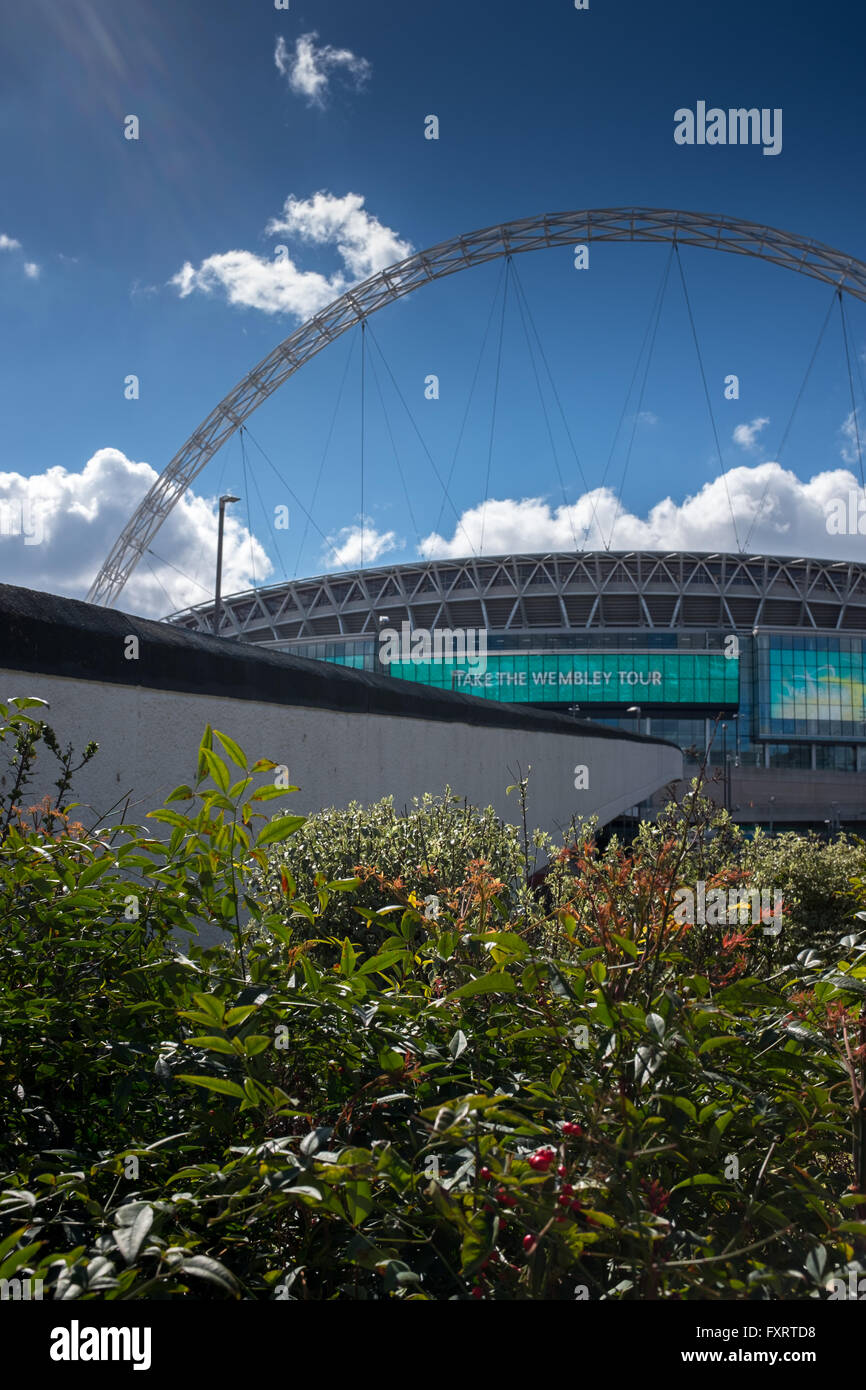 Wembley-Stadion von Wembley Weg London England näherte Stockfoto