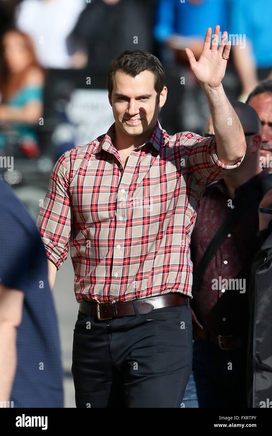 Henry Cavil gesehen kommen in den ABC-Studios für Jimmy Kimmel Live mit: Henry Cavill Where: Los Angeles, California, Vereinigte Staaten von Amerika bei: 17. März 2016 Stockfoto