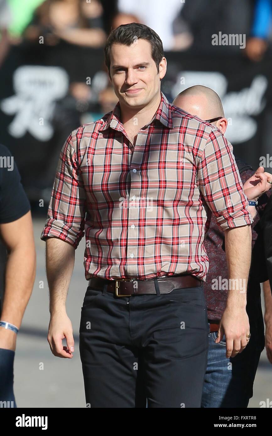 Henry Cavil gesehen kommen in den ABC-Studios für Jimmy Kimmel Live mit: Henry Cavill Where: Los Angeles, California, Vereinigte Staaten von Amerika bei: 17. März 2016 Stockfoto
