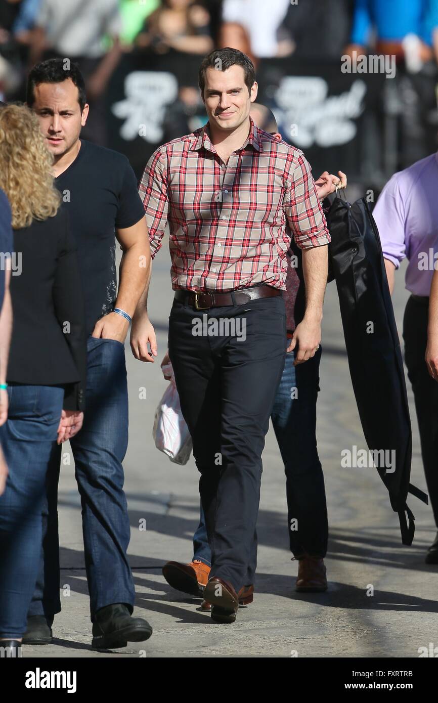 Henry Cavil gesehen kommen in den ABC-Studios für Jimmy Kimmel Live mit: Henry Cavill Where: Los Angeles, California, Vereinigte Staaten von Amerika bei: 17. März 2016 Stockfoto