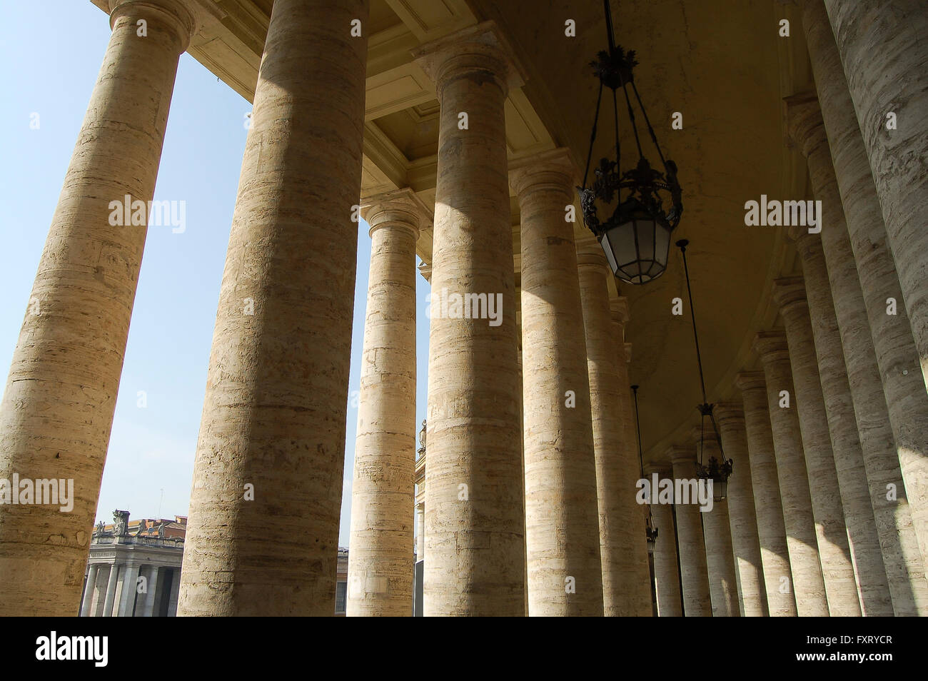 Spalten in dem Petersplatz - Vatikan Stockfoto