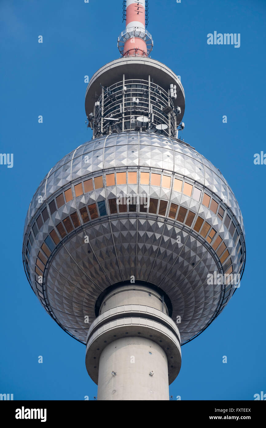 Detail der Fernsehturm oder Fernsehturm am Alexanderplatz in Mitte Berlin Deutschland Stockfoto
