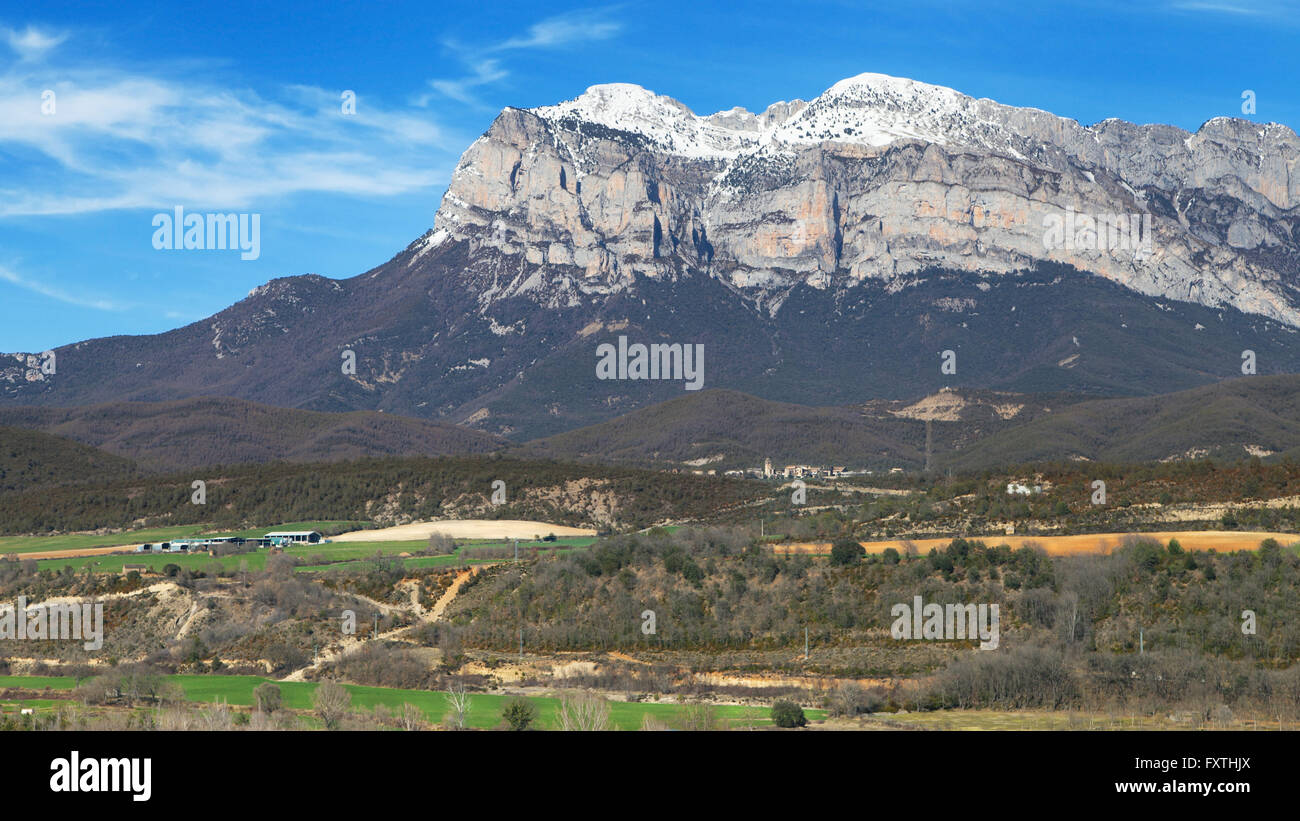 Penya Montanyesa in der aragonesischen Pyrenäen, Spanien. Stockfoto