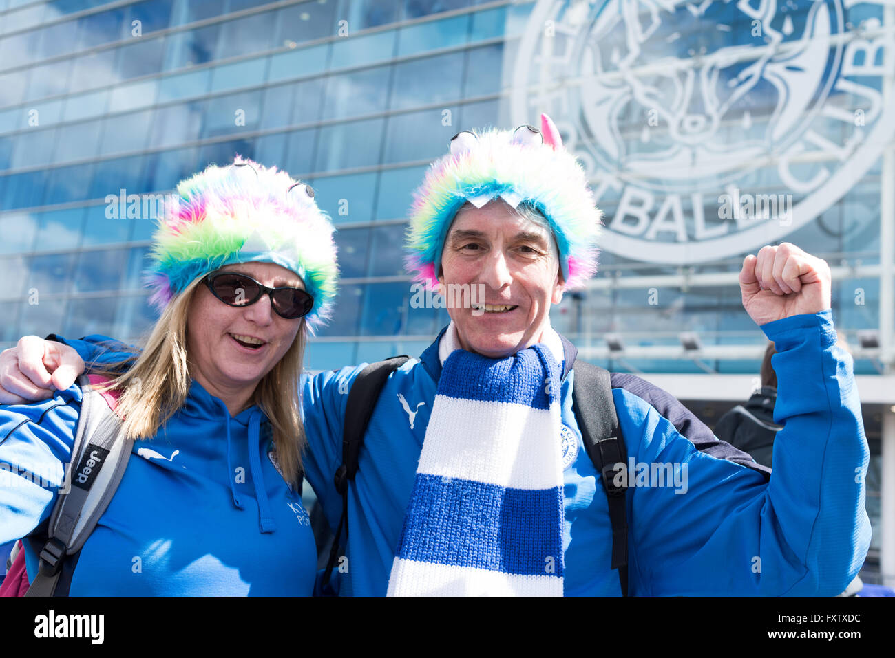 Leicester City Football Club Anhänger und Fans 2016, UK. Stockfoto