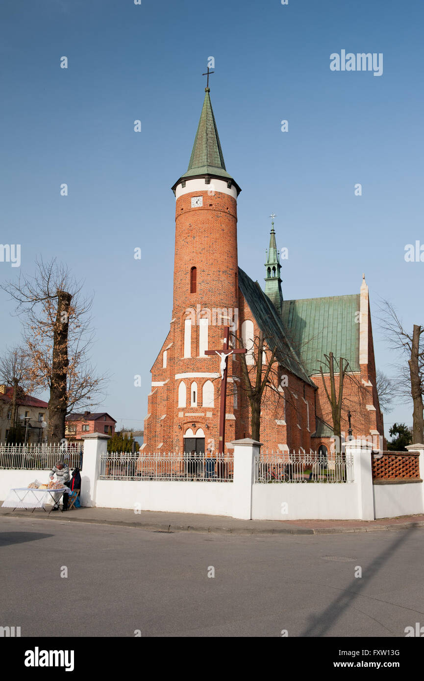 Saint Lucas Church in Drzewica, Polen, Europa, polnischer Name Kosciol SW Lukasza w Drzewicy, antike Kirche aus dem XV Jahrhundert. Stockfoto