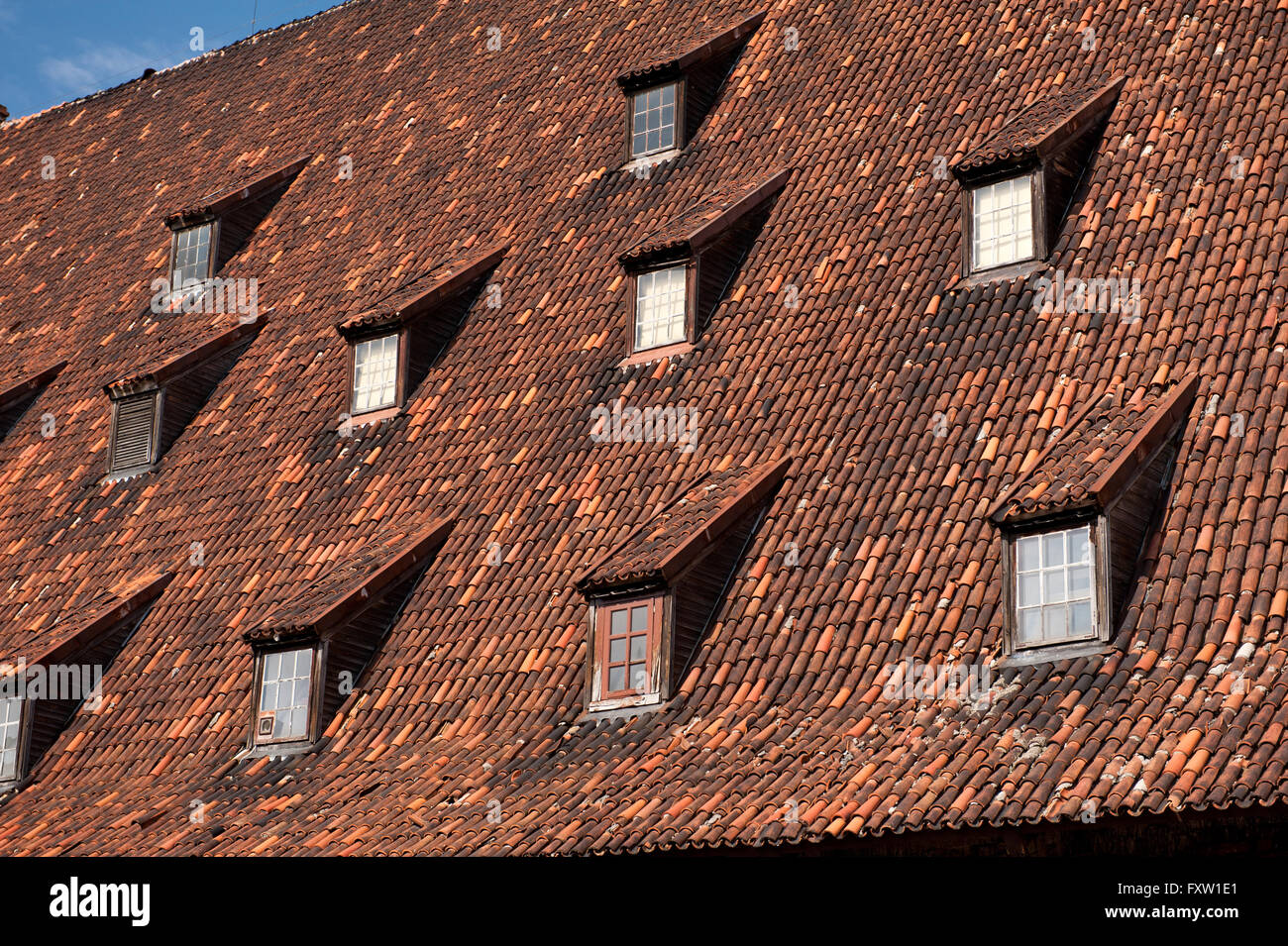 Wielki Mlyn Dach in Danzig, die große Mühle mit steigenden Ziegeldach und Fenster, Gebäudehülle im Old Town, Danzig, Polen. Stockfoto