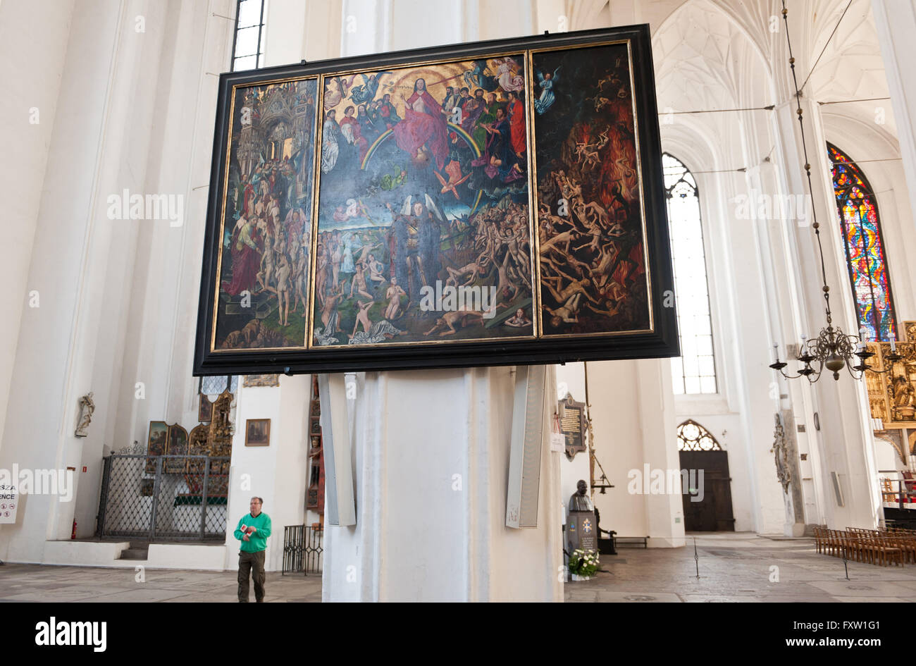 Das jüngste Gericht Triptychon Gemälde von Hans Memling, Replikat im Gang des St. Marys Church, Kosciol Mariacki in Danzig, Polen Stockfoto