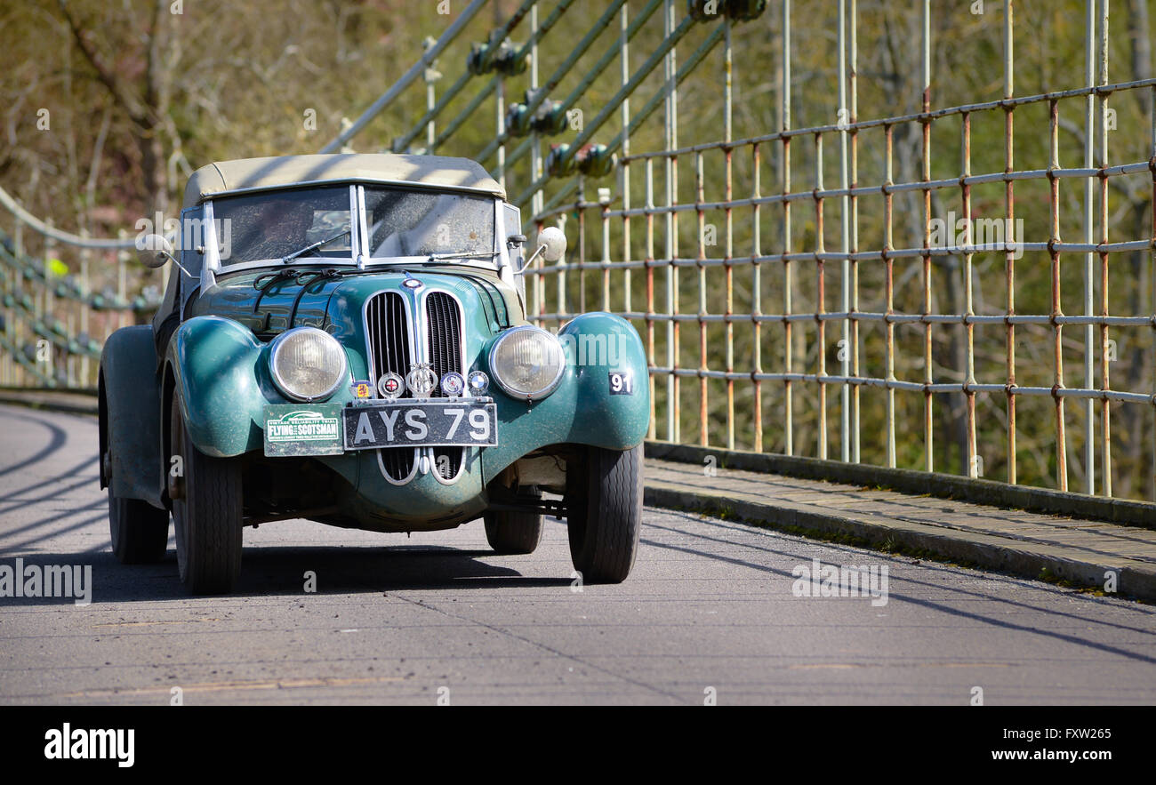 Der 8. Flying Scotsman Rallye der Union Kettenbrücke, Horncliffe, Northumberland der schottischen Grenze überqueren. Stockfoto