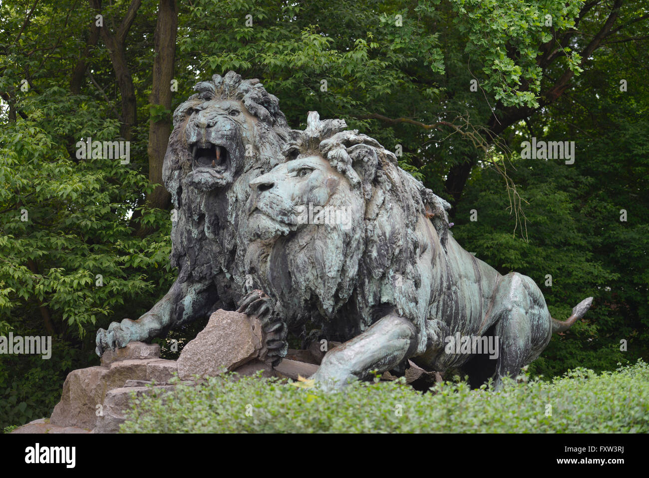 Loewen, Bronze, Tierpark, Friedrichsfelde, Berlin, Deutschland Stockfoto