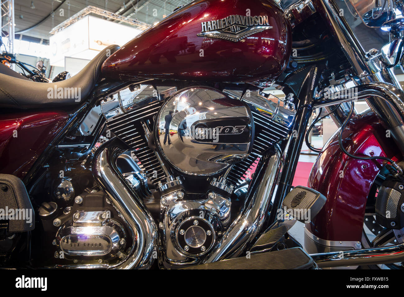 Fragment eines Motorrades Harley-Davidson Road King, 2016. Stockfoto