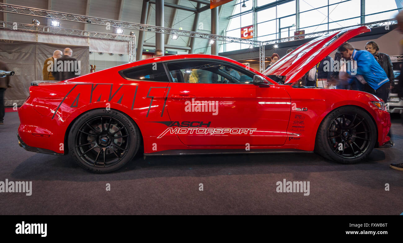 Pony Auto Ford Mustang GT Fastback-Coupé (sechste Generation), 2015. Stockfoto