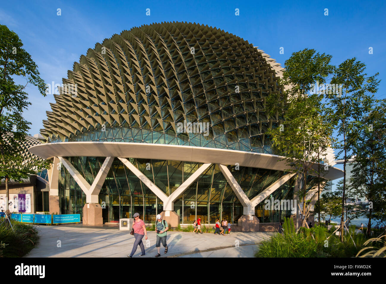 Architektur des Esplanade Theaters in Singapur. Stockfoto