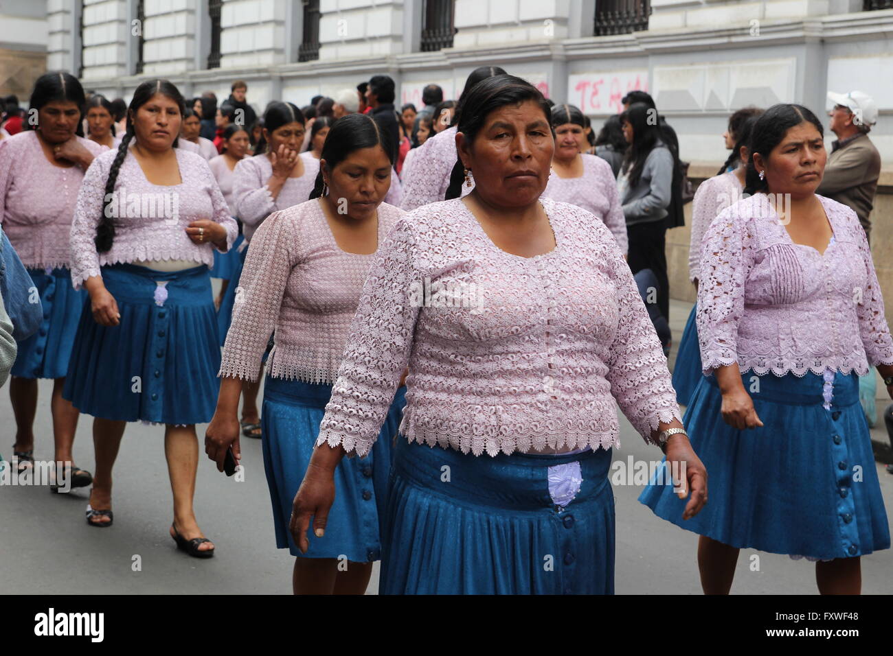 Bolivien - 08.06.2013 - Bolivien / Sucre (Bolivien) / Sucre (Bolivien) - 6. August parade für Nationalfeiertag bei der Hauptstadt Cit Stockfoto