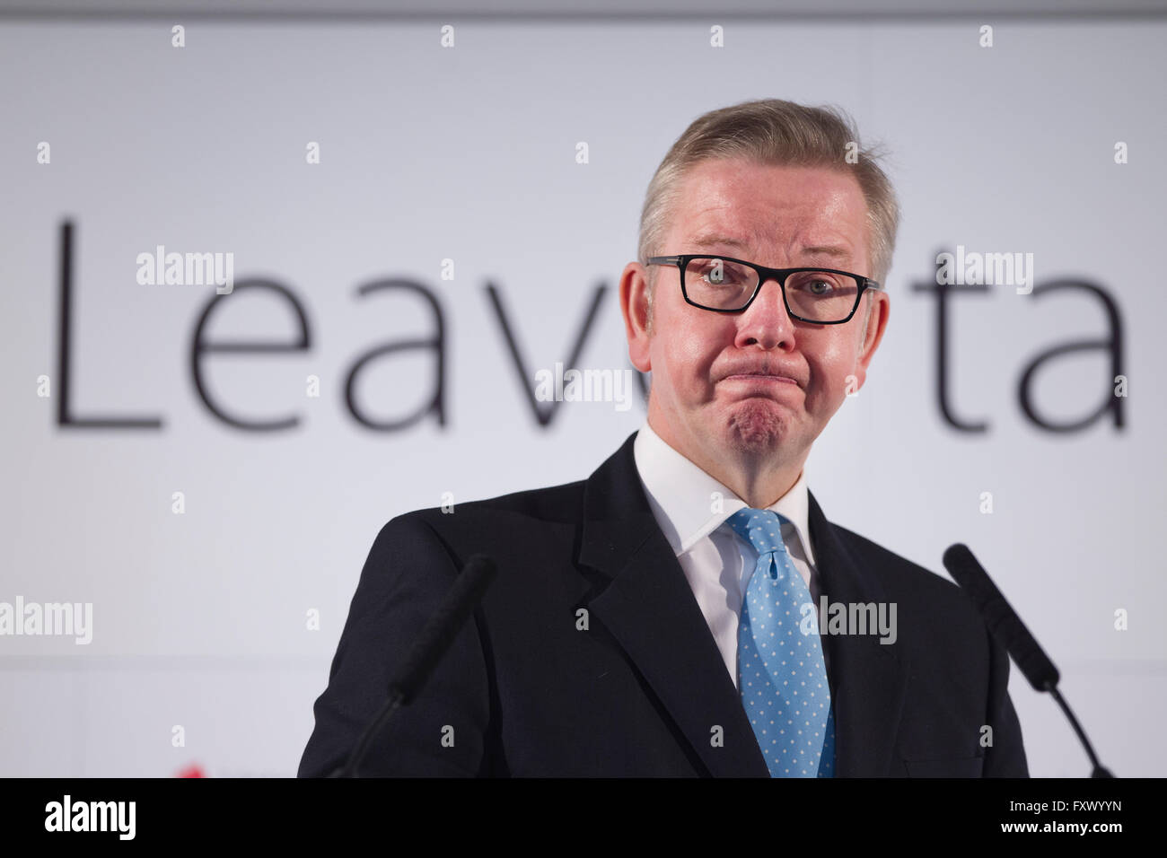 Westminster Tower, 3 Albert Embankment, Lambeth 19. April 2016 Michael Gove, die UK-Justiz-Staatssekretär heute plädierte für warum Großbritannien die EU verlassen sollte. Abstimmung verlassen Unterstützer Michael Gove machte heute eine wichtige Rede mit dem Titel: "The Facts Of Life sagen lassen". In der ersten Woche der offiziellen Kampagne sprechen, die Justiz-Staatssekretär plädierte für warum Großbritannien und Europa beide besser aus, wenn werden wir die Abstimmung verlassen. Stockfoto