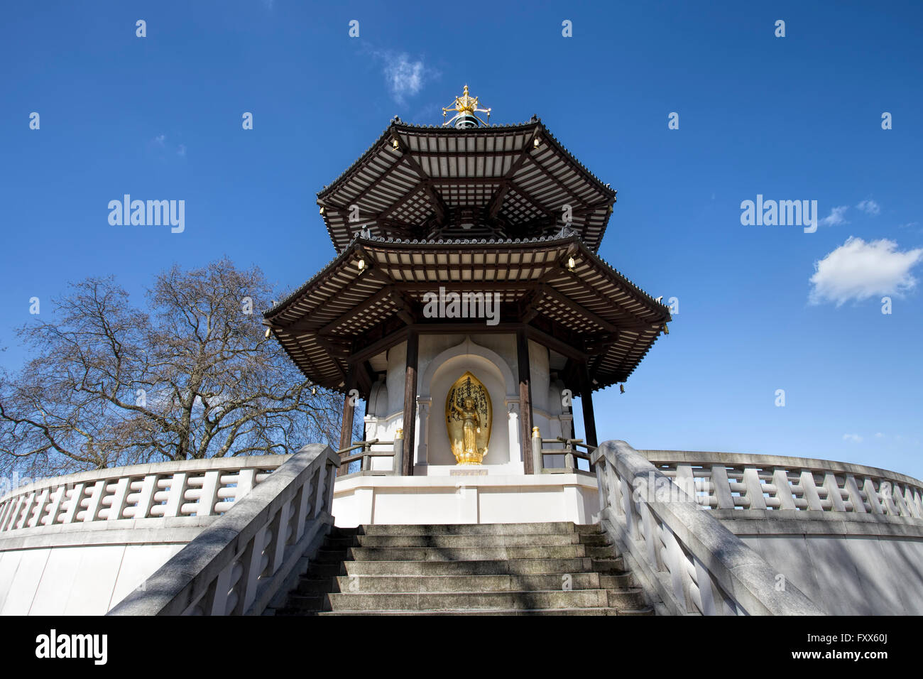 London Peace Pagode im Battersea Park, am Südufer der Themse, London, England, Großbritannien Stockfoto