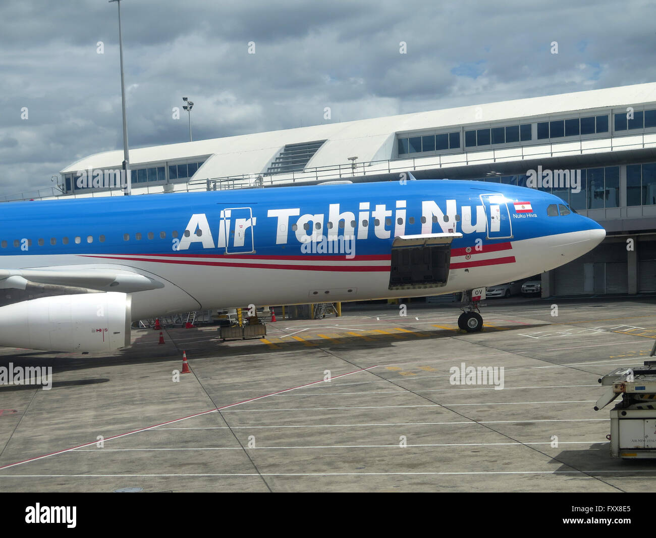 Luft Tahiti Nui Airbus A340-313E am Flughafen von Auckland, Neuseeland Stockfoto