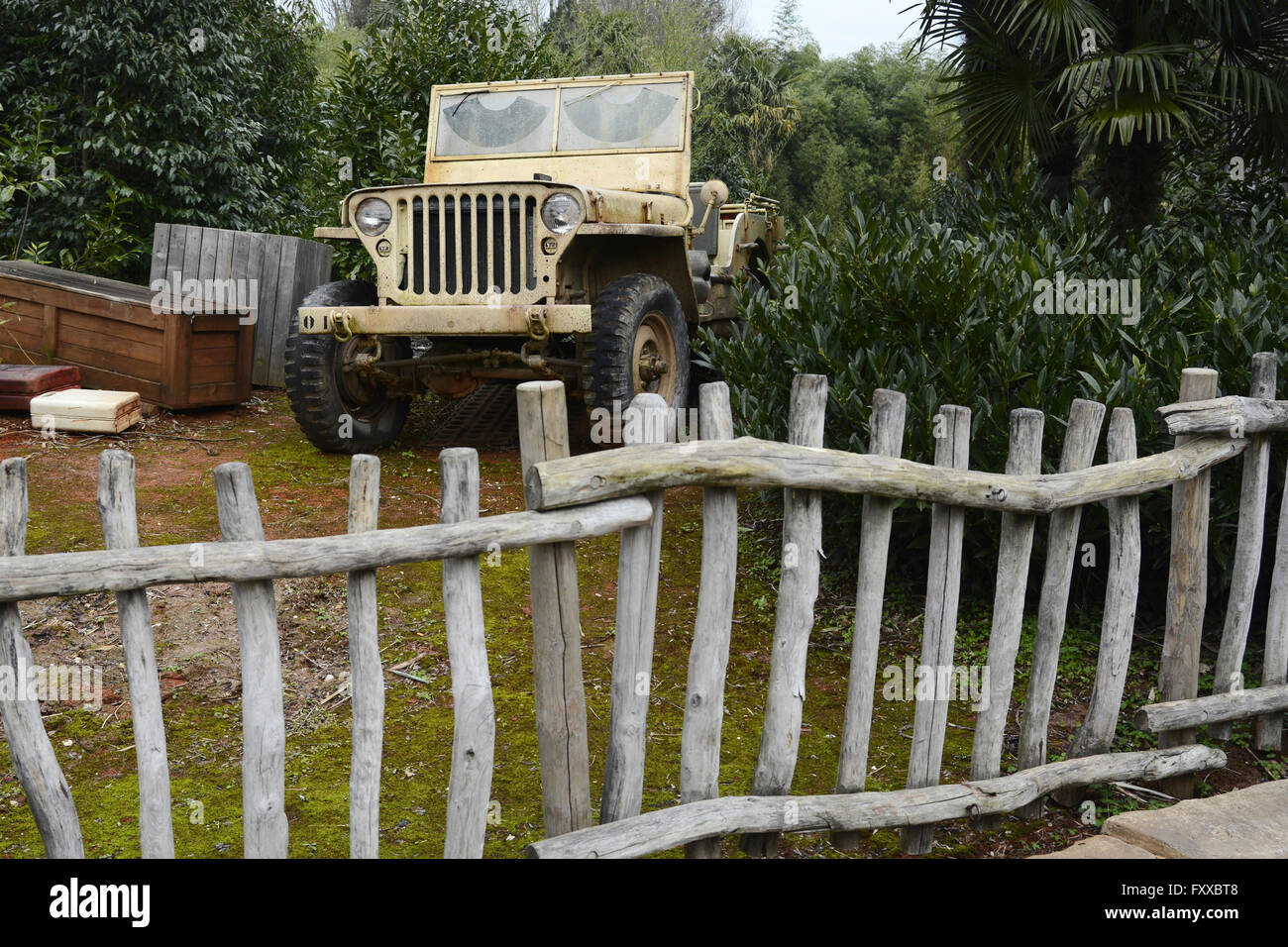 Disneyland Paris fahren Jeep und Zaun an der Indiana Jones Stockfoto