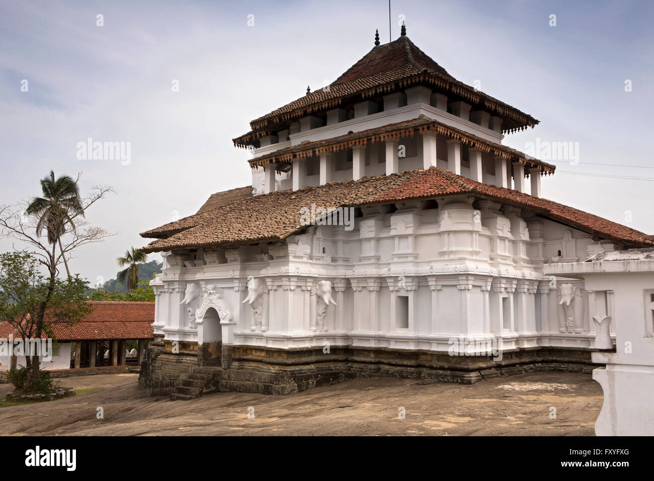 Sri Lanka, Kandy, Mahanuwara, Lankatilake Tempel, 14. Jahrhundert Buddhist Vihara Stockfoto