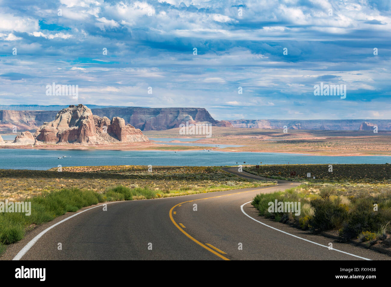 Straße am Lake Powell in Utah Stockfoto