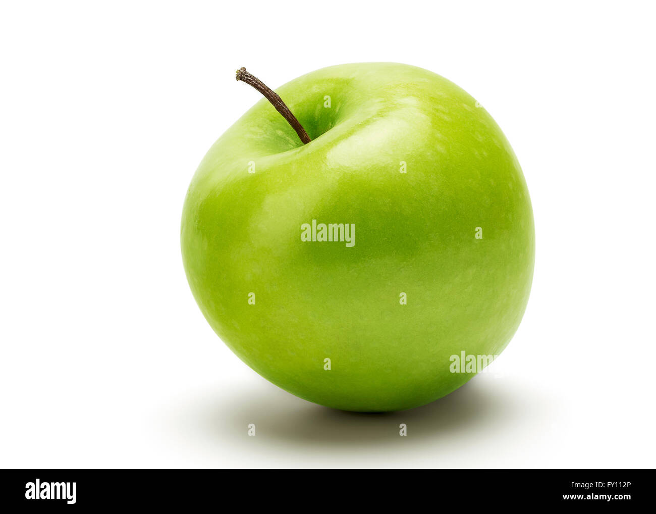Perfekte frischer grüner Apfel, Isolated on White Background in voller Tiefe des Feldes mit Schneidepfad. Stockfoto