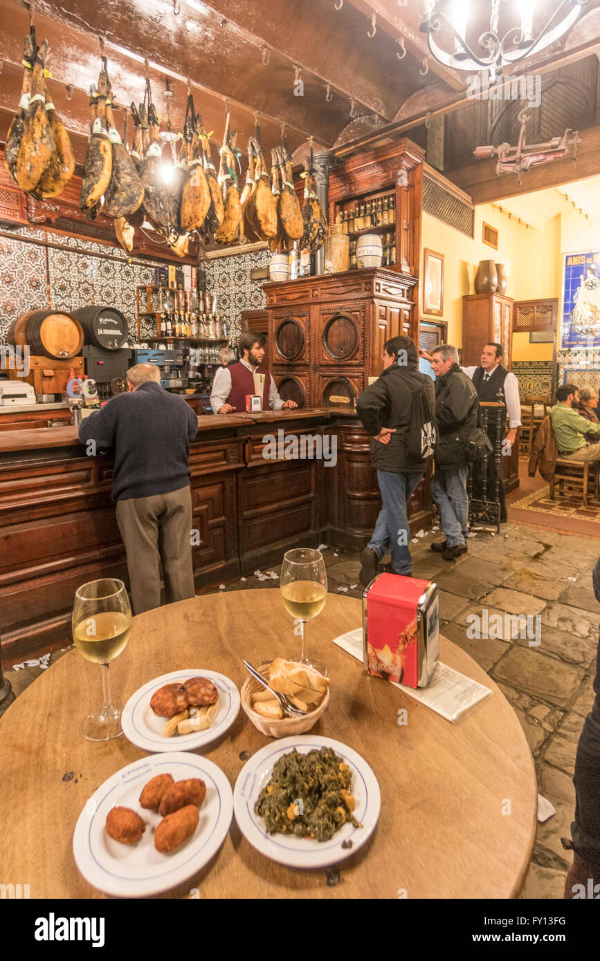 El Español - Spanisches Restaurant In München El rinconcillo tapas bar -Fotos und -Bildmaterial in hoher Auflösung