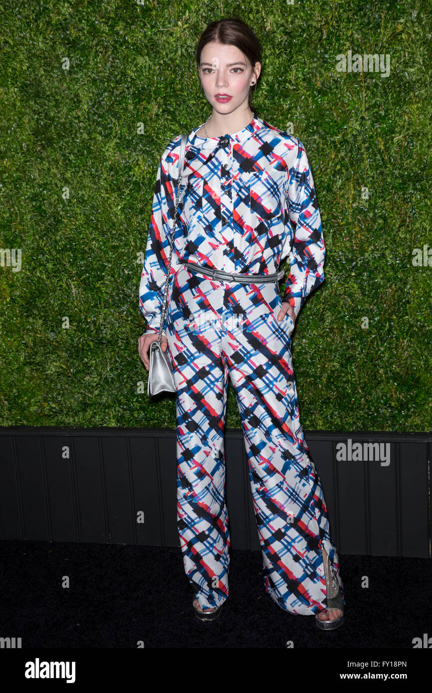 New York, USA. 18. April 2016. Schauspielerin Anya Taylor-Joy besucht die 11. Chanel Tribeca Film Festival Künstler Jahresessen im Balthazar Credit: Ovidiu Hrubaru/Alamy Live News Stockfoto