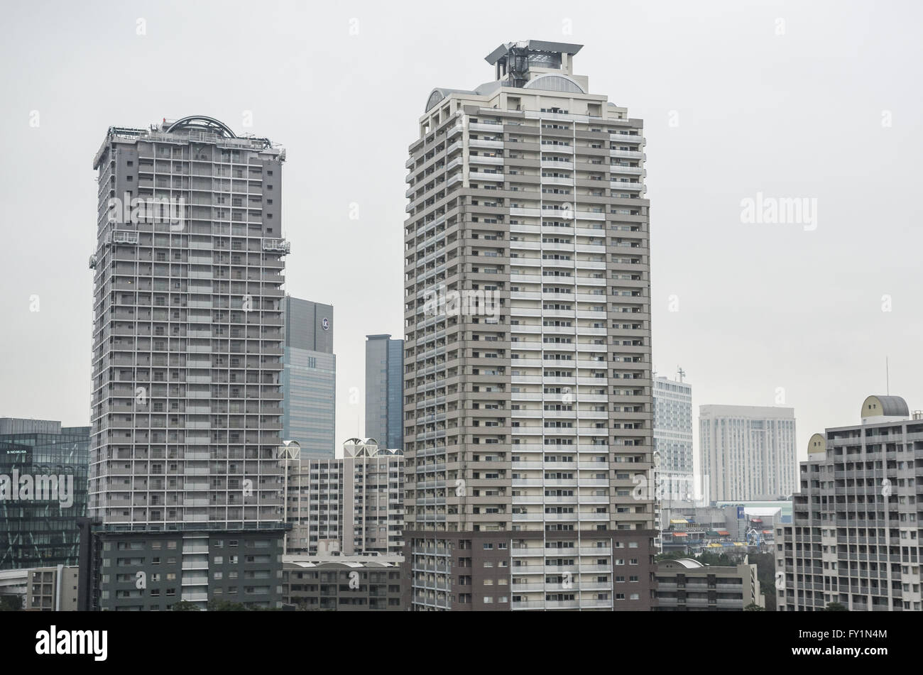 Wohn-Wolkenkratzer in Tokyo City, Japan Stockfoto