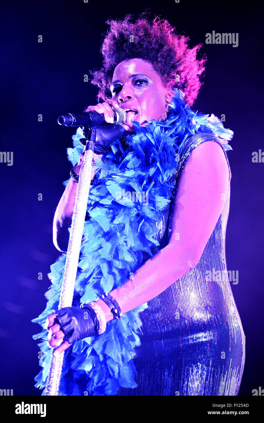 BILBAO, Spanien - 31 Okt.: Macy Gray (Band) live-Performance beim Bime-Festival am 31. Oktober 2014 in Bilbao, Spanien. Stockfoto